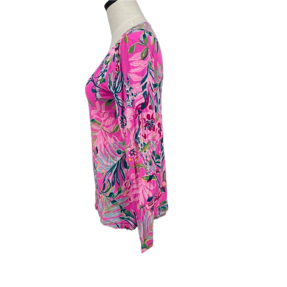 Lilly Pulitzer XS Plumeria Pink Feline PJ Knit V Neck Shirt Rayon Spandex - Picture 8 of 9